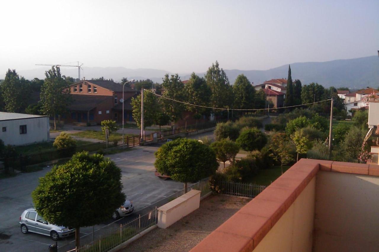 Montecchio Di Cortona Apartment Luaran gambar